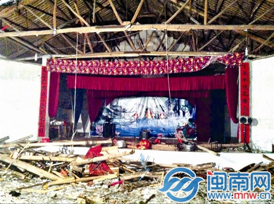 婚宴礼堂坍塌 致7死90余伤