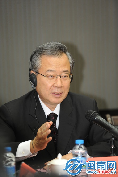 郑东采