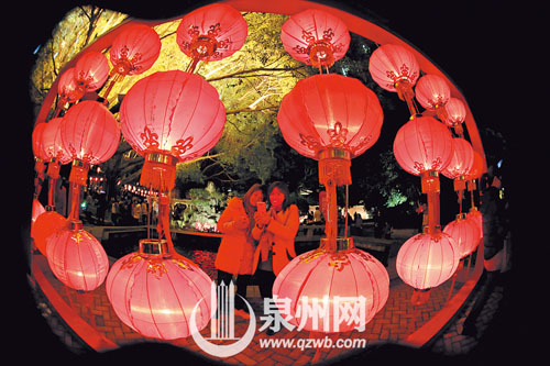 红红火火闹元宵 （陈小阳 摄）