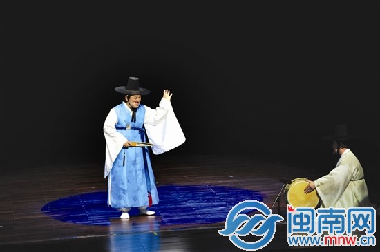 韩国传统民俗表演