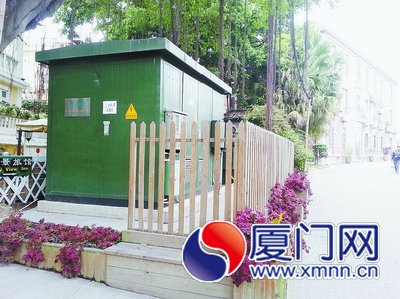 装饰得很漂亮的变电箱