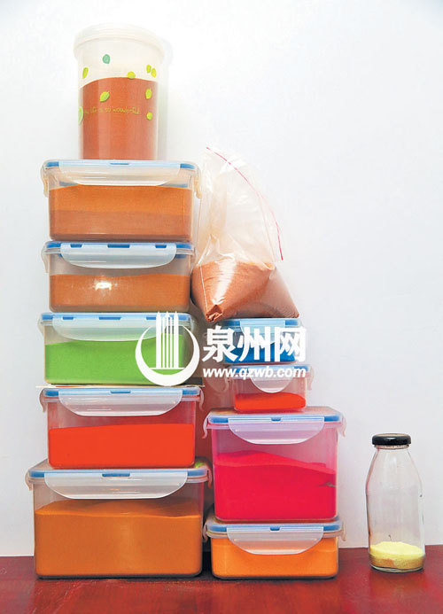作画用的各色细沙