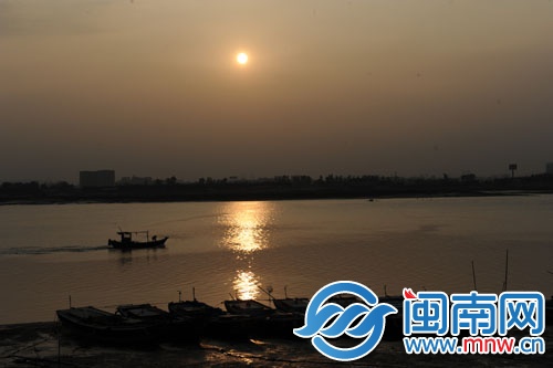 夕阳下的泉州市区蟳埔