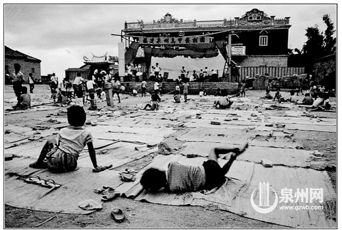1987年，农村“社戏”