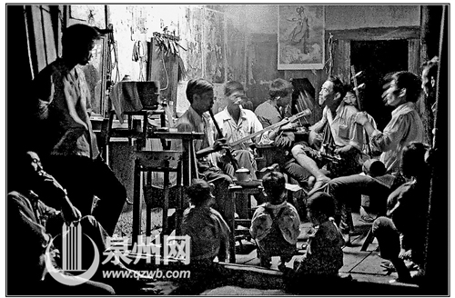 1981年，山村理发店的南音晚会