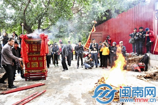 妈祖 巡香1