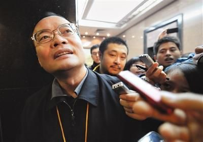 东莞市市长袁宝成始终没有正面回答