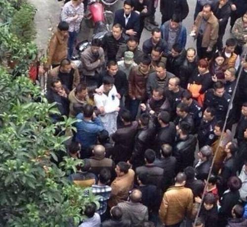 潮州押医生游行