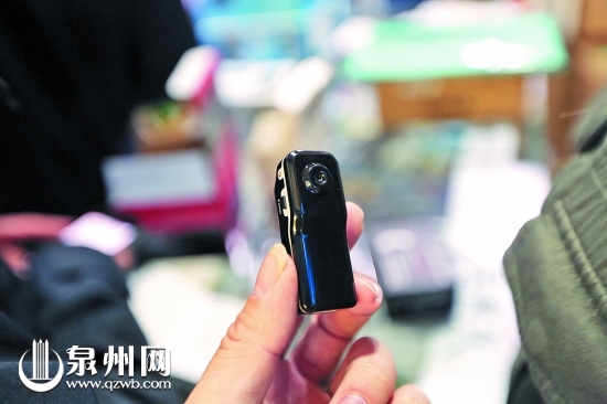 微型摄像机具有声控侦测功能