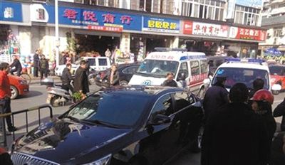 公车阻塞救护通道