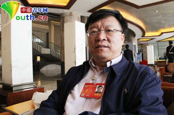 北大教授高文两会提案加大基础性研究投入