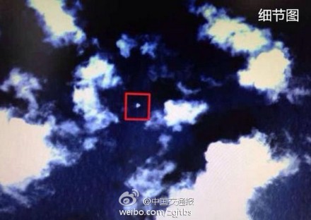 中国正搜寻卫星发现的三个疑似点1