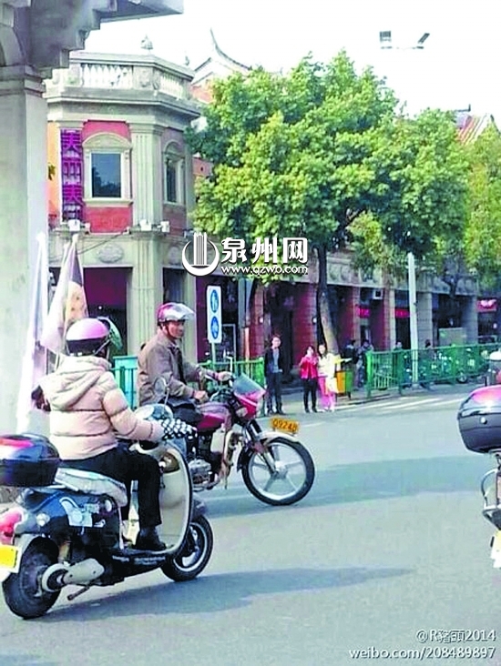 华仔悄然现身泉州钟楼拍戏