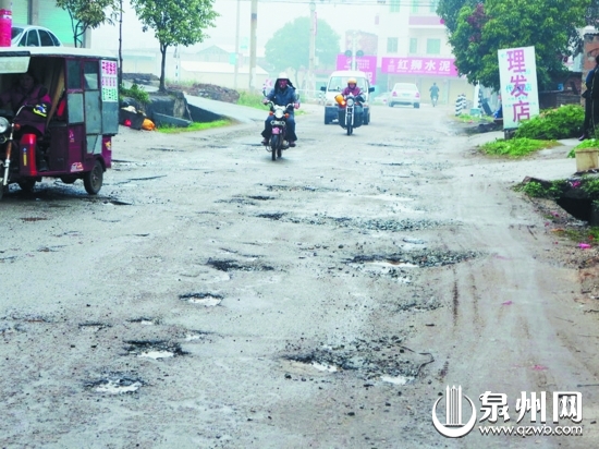 路面破损日趋严重