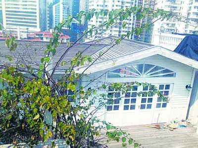 　在公共天台建起的小洋房