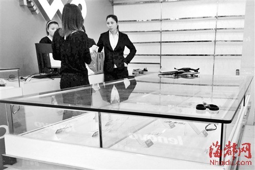 莆田步行街一手机店一夜被盗空 价值约17万