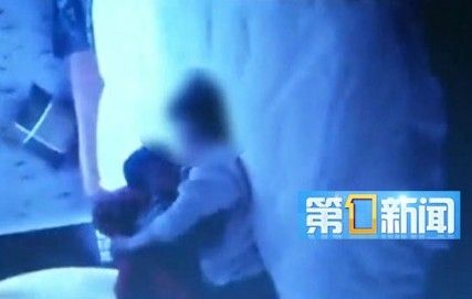 陕西商洛公务人员与多女发生关系1