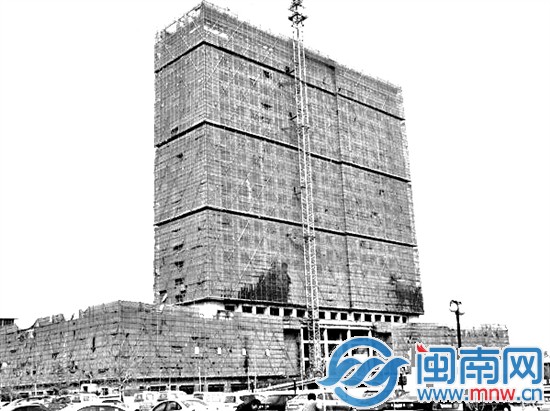 花亿元建豪华办公楼？