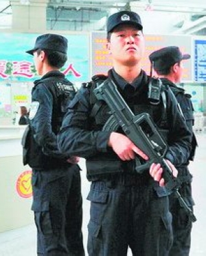 厦门特警机动冲锋队1