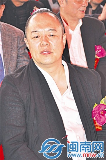 张铁林