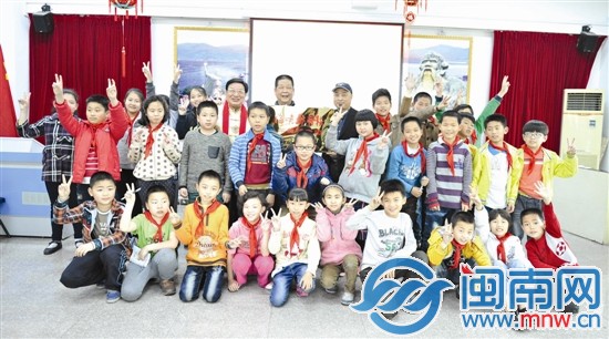 昇文小学海都小记者站授牌成立