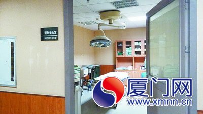 事情发生在这个清创缝合室里。