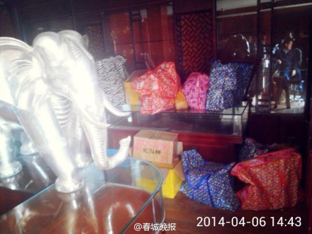 丽江束河古镇火灾