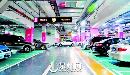 泉州万达广场地下停车场