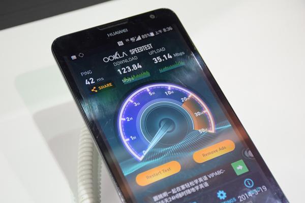 这样高达百兆的下载速率，除了发布会以外就没有见到 