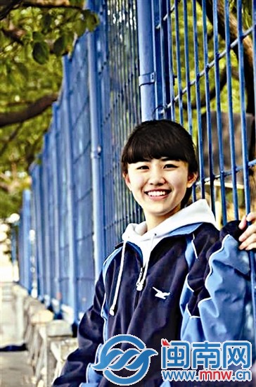 美女“学霸”黄雨桐被英国剑桥大学录取