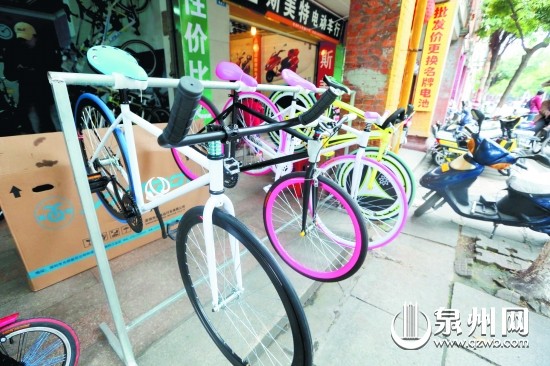 中山路个别商家改卖“活飞”