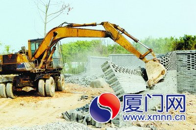 思明区执法局依法拆除了这处违法建设