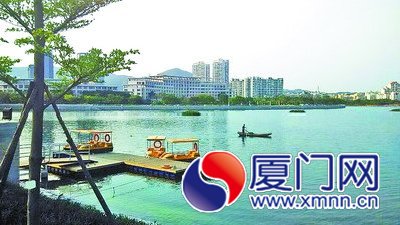 漂亮的海沧湖是大黄鸭的新家