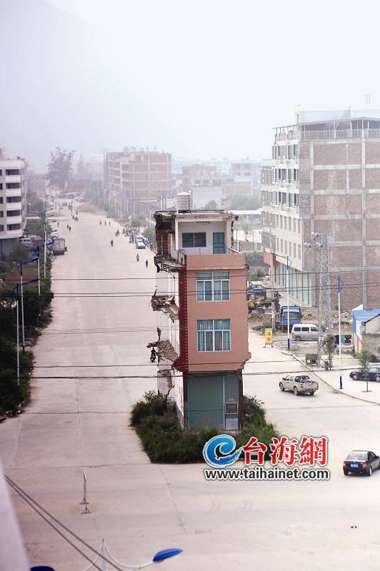 被拆前的“漳州市最牛钉子户”