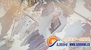 漳州头盔男专偷女性内衣 派出所已介入调查