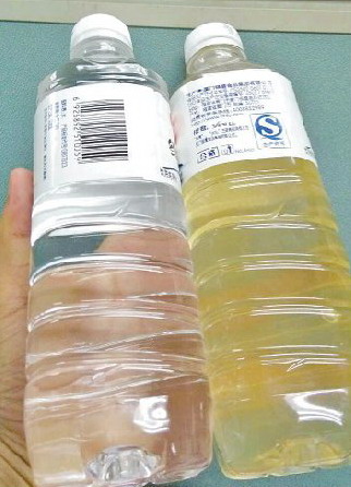 与矿泉水相比,自来水明显黄得多