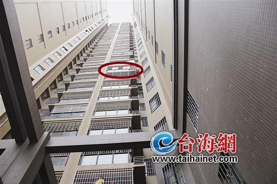 4岁男童从11楼阳台坠