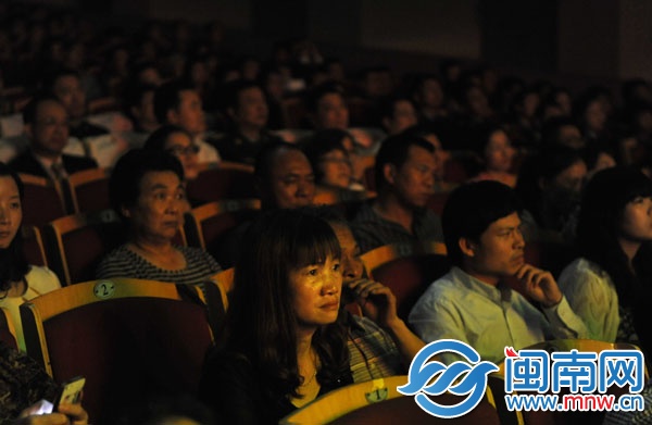 感动人物的故事，让观众眼泛泪光