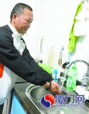 打开水龙头就有自来水