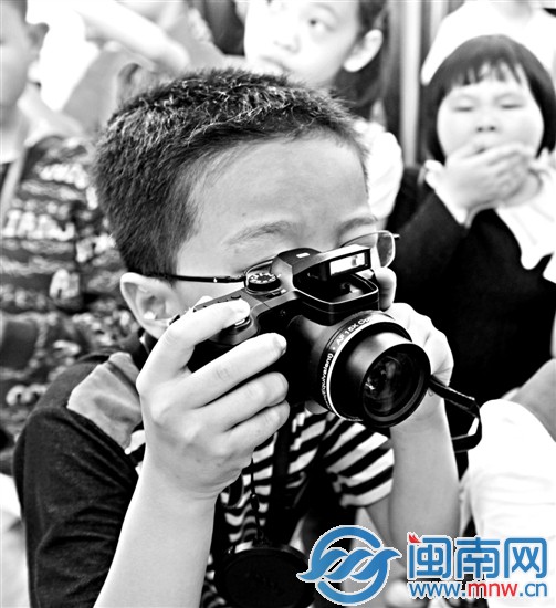 消防之行 圆了小记者英雄梦1