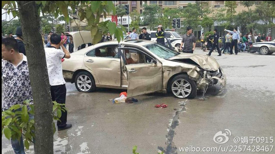 福州闽侯发生恶性撞人事件1