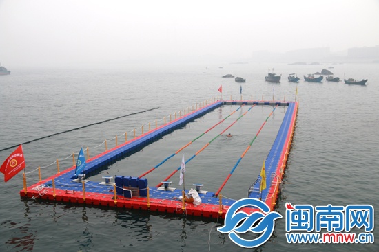 石狮首个海上游泳池