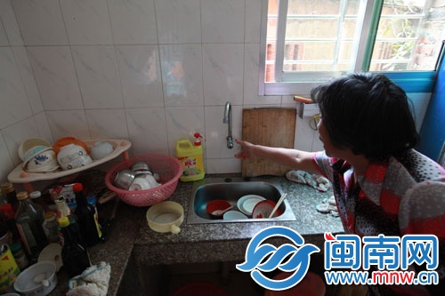 没有自来水，生活很不方便