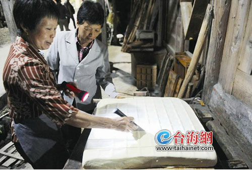 箱压后，切块