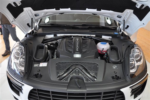 金华保时捷Macan3