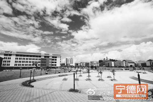 宁师学子随手拍帮母校上头条2