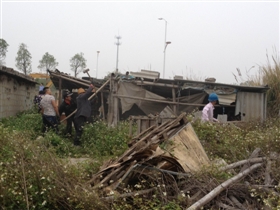 首轮专项行动共拆除25处违法建筑物