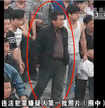 第一批12名打砸围堵焚烧汽车嫌犯照片