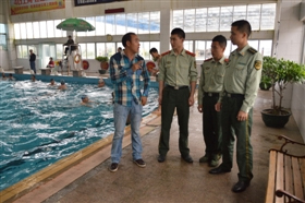 永宁边防派出所举办了海上救生技能培训