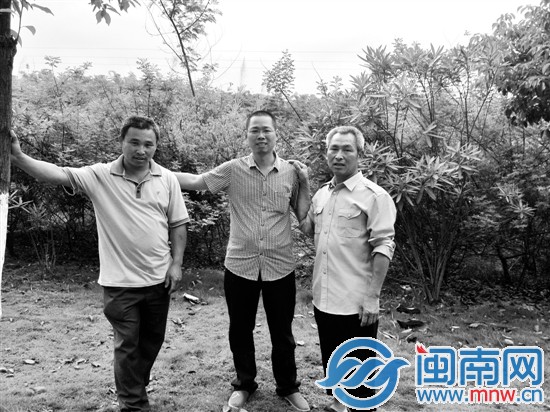 吴桂林（左）、刘光荣（中）和许泉禄（右）